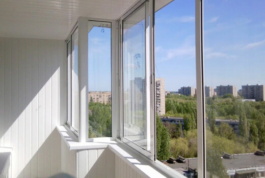 Холодное алюминиевое остекление на сложный балкон в Котельниках